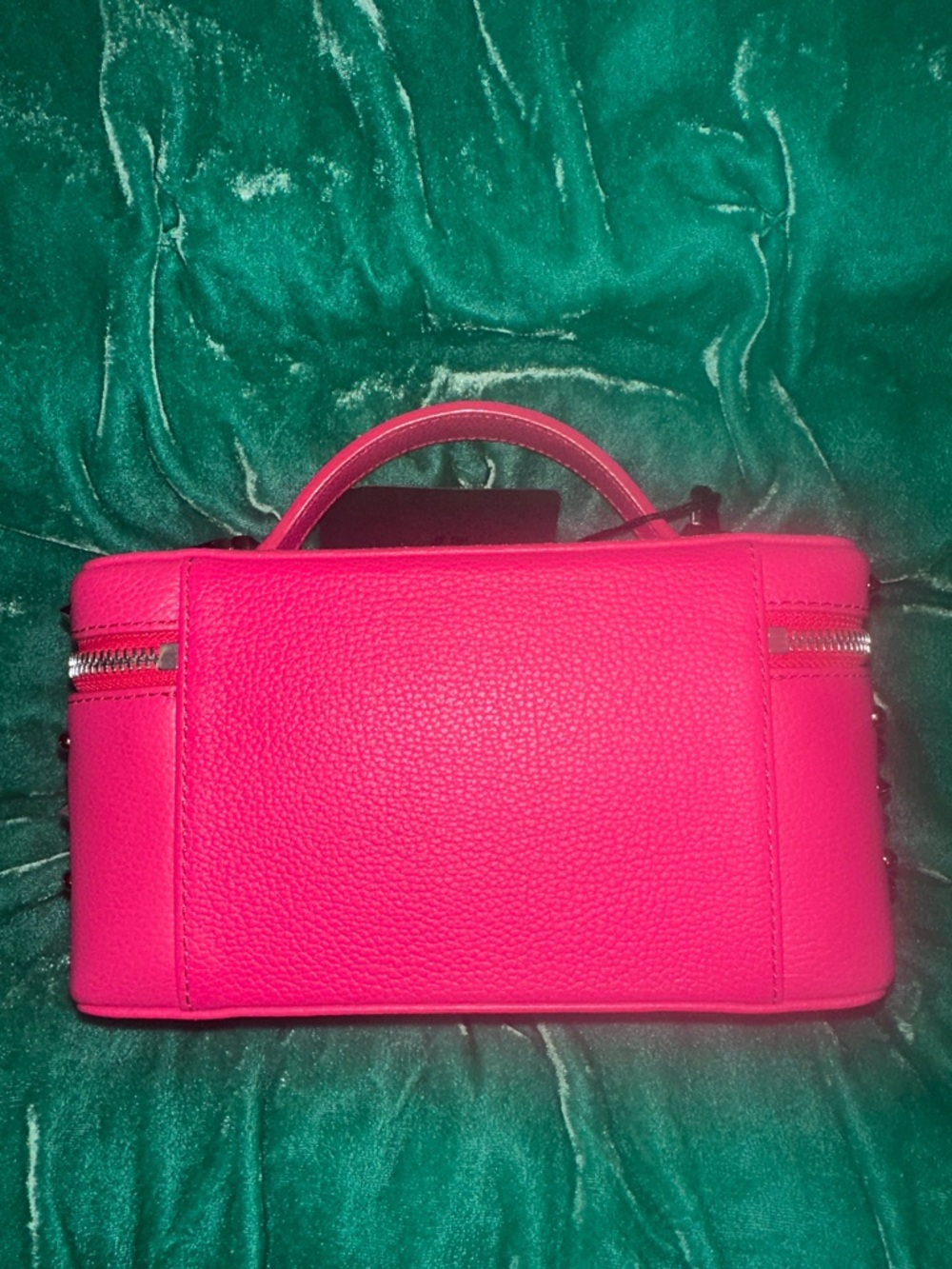 MCM LOVE POTION COSMETIC CASE - Picture 4 of 15
